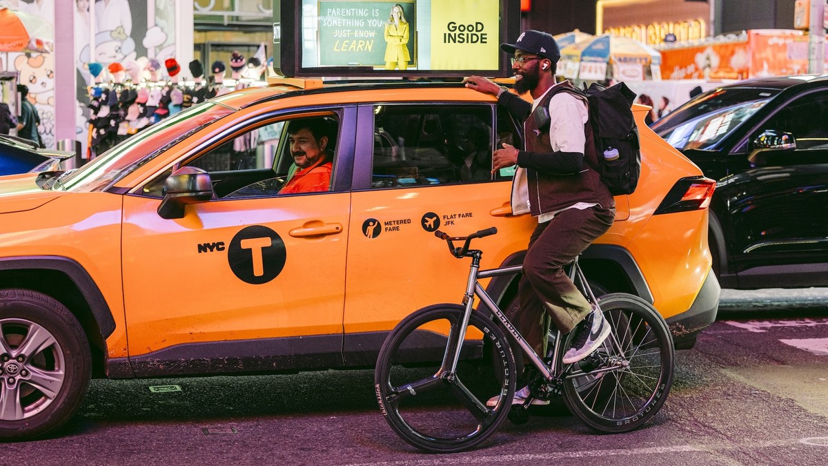 725 | Leader® Global Store